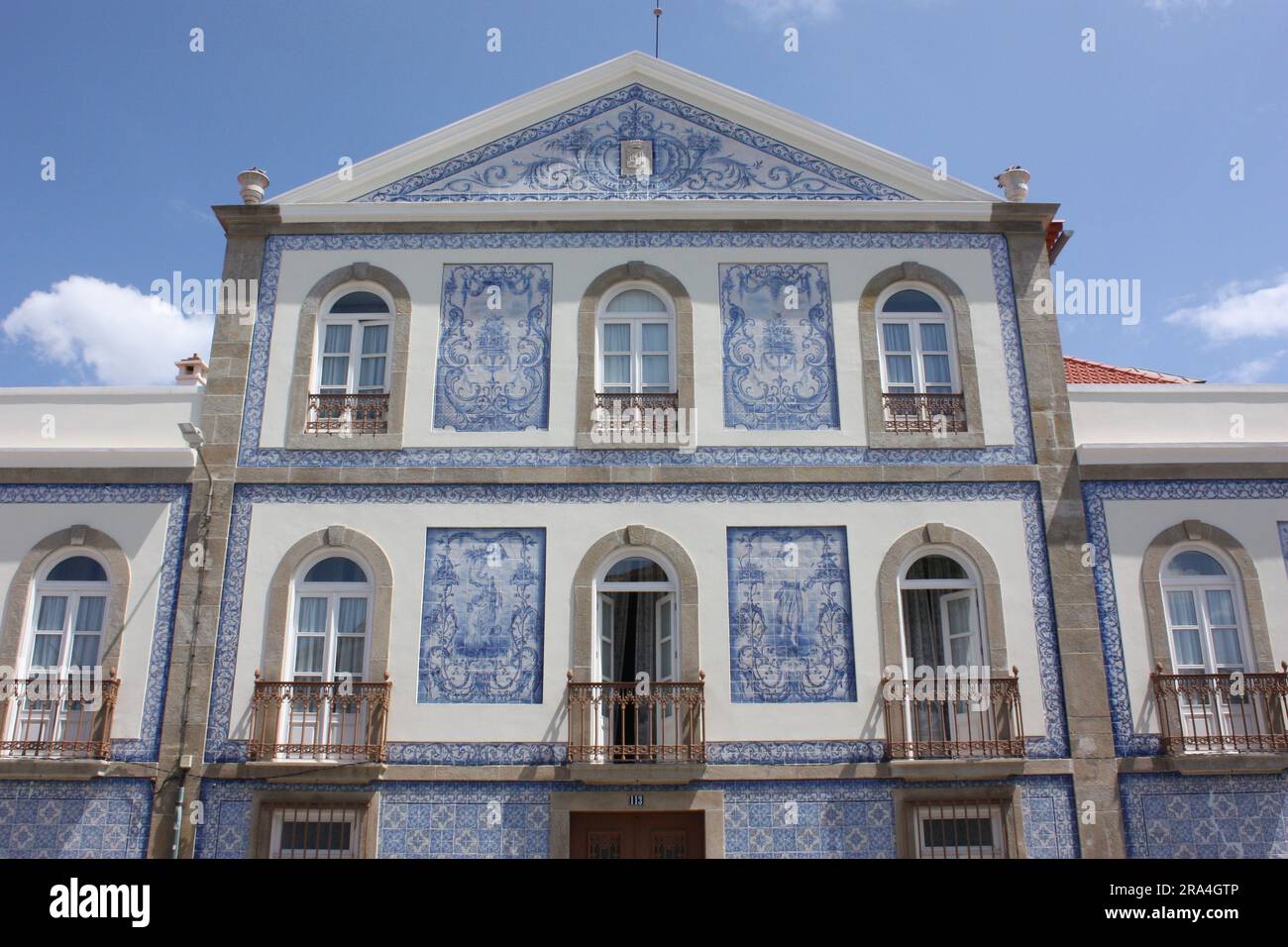 La Casa de Santa Zita, rivestita di piastrelle, sulla Praca de Marques de Pombal nel centro di Aveiro, Portogallo Foto Stock