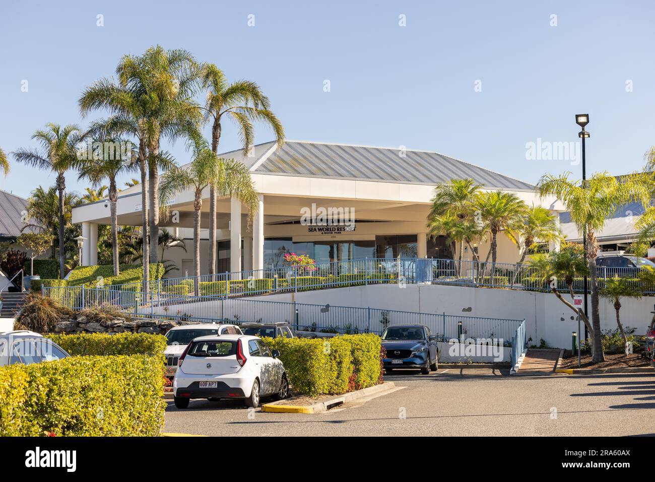 Gold Coast Queensland Australia - 20 giugno 2023: Ingresso principale dell'hotel Seaworld Resort Foto Stock