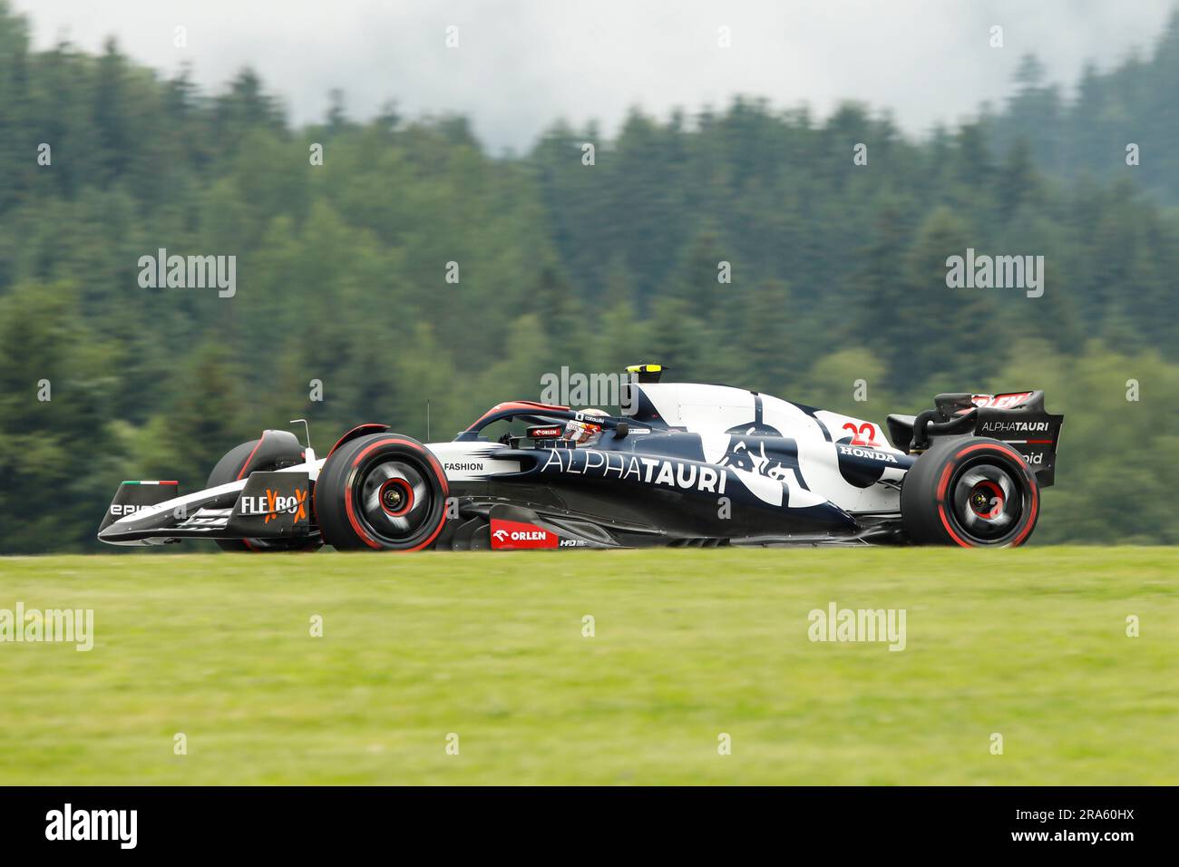 Spielberg, Austria. 1 luglio 2023. Formula 1 Rolex Gran Premio d'Austria al Red Bull Ring, Austria. Nella foto: #22 Yuki Tsunoda (JPN) di Scuderia AlphaTauri in AlphaTauri AT04 durante lo Sprint Shootout © Piotr Zajac/Alamy Live News Foto Stock