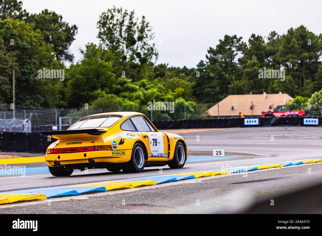 Le Mans, Francia. 30 giugno 2023. 79 TORRE (fra), Porsche 911 Carrera RSR 3,0 1974, azione durante le Mans Classic 2023 dal 1 al 3 luglio 2023 sul circuito des 24 Heures du Mans, a le Mans, Francia - foto Damien Saulnier/DPPI Credit: DPPI Media/Alamy Live News Foto Stock