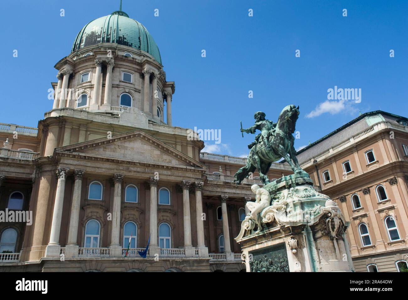 Statua equestre del principe Eugenio di Savoia, Palazzo del Castello, Budapest, Ungheria Foto Stock