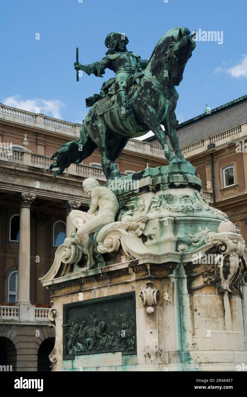 Statua equestre del principe Eugenio di Savoia, Palazzo del Castello, Budapest, Ungheria Foto Stock