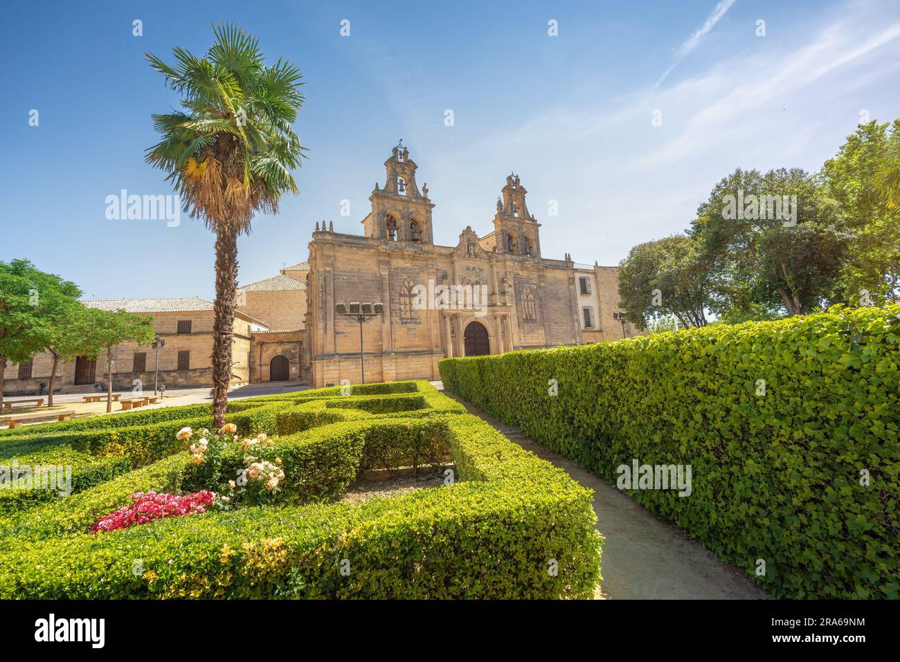 Basilica de Santa Maria de los Reales Alcazares in Plaza Vasquez de Molina - Ubeda, Jaen, Spagna Foto Stock