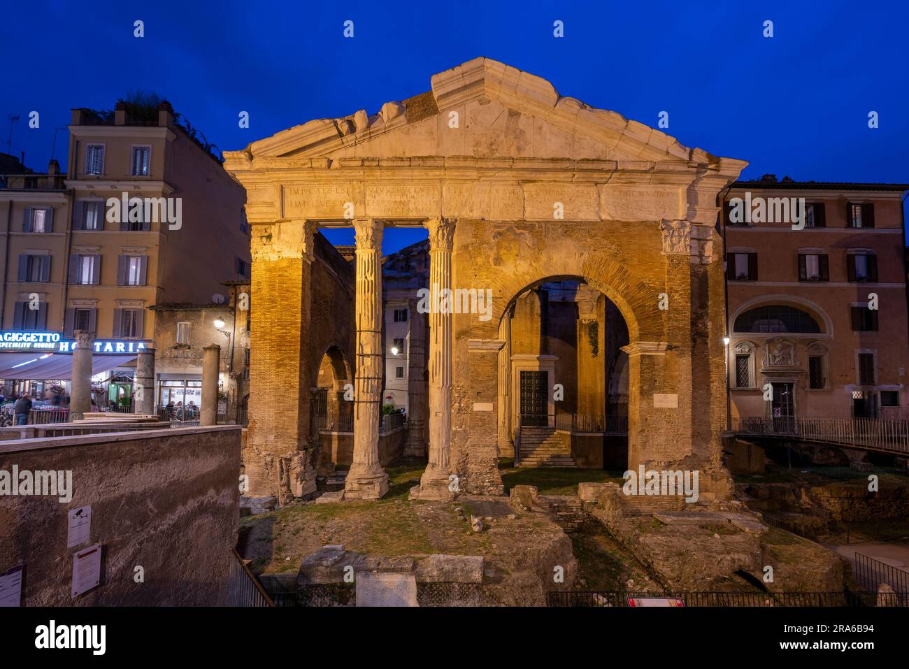 Porticus Octaviae (Portico di Ottavia), Roma, Lazio, Italia Foto Stock