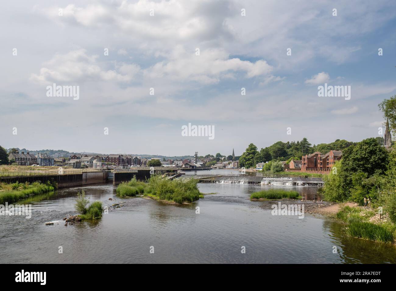 Paesaggio di Exeter con River exe e canale. Trews weir. REGNO UNITO. Foto Stock