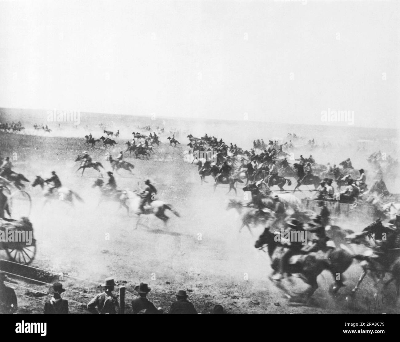 Oklahoma: 22 aprile 1889 inizio dell'Oklahoma Land Run a mezzogiorno mentre i coloni si affrettano a rivendicare le terre non assegnate. Foto Stock