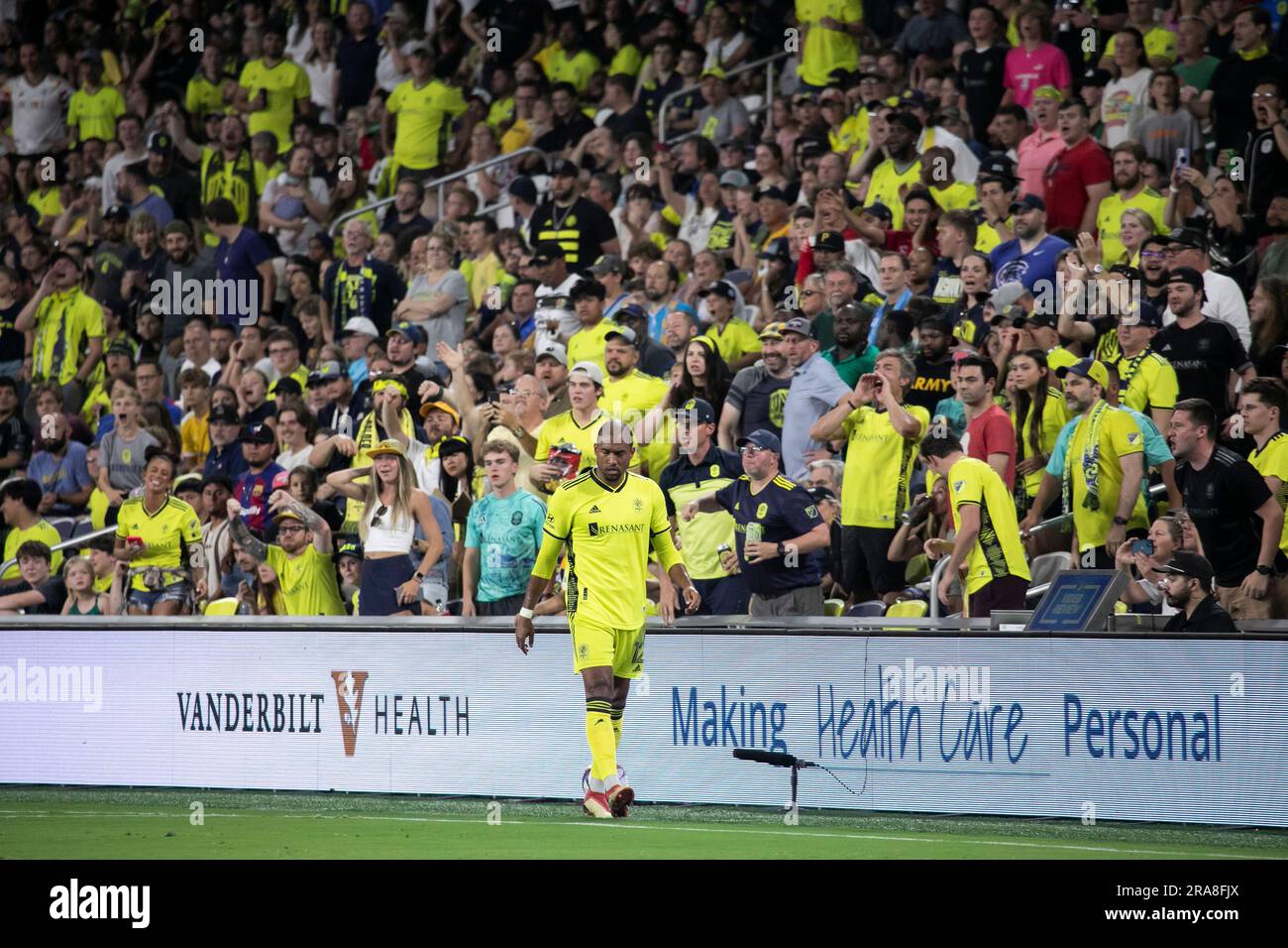 Nashville, Tennessee, USA. 1 luglio 2023. Teal Bunbury (12). Nashville SC sconfigge D.C. United 2-0 a GEODIS Park. Crediti: Kindell Buchanan/Alamy Live News. Foto Stock