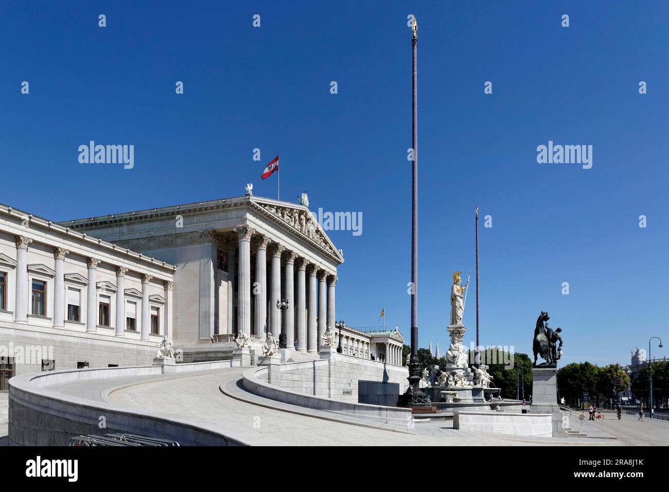 Edificio del Parlamento sulla Ringstrasse, vista esterna, vista panoramica, Vienna, Austria Foto Stock