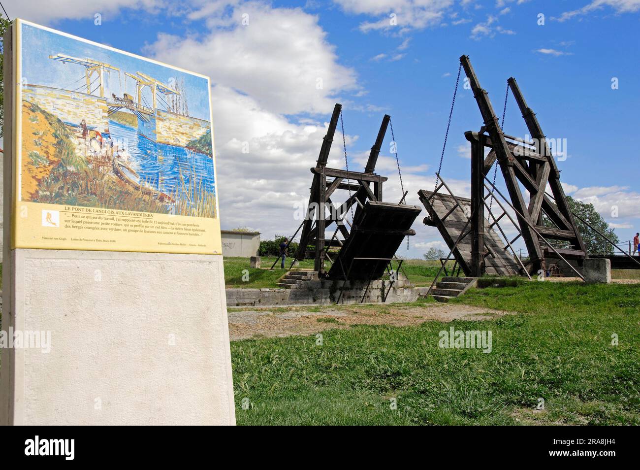 Vincent van Gogh Bridge and Information Board, Arles, Bouches-du-Rhone, Provence-Alpes-Cote d'Azur, Francia meridionale, Le Pont van Gogh, Pont de Foto Stock