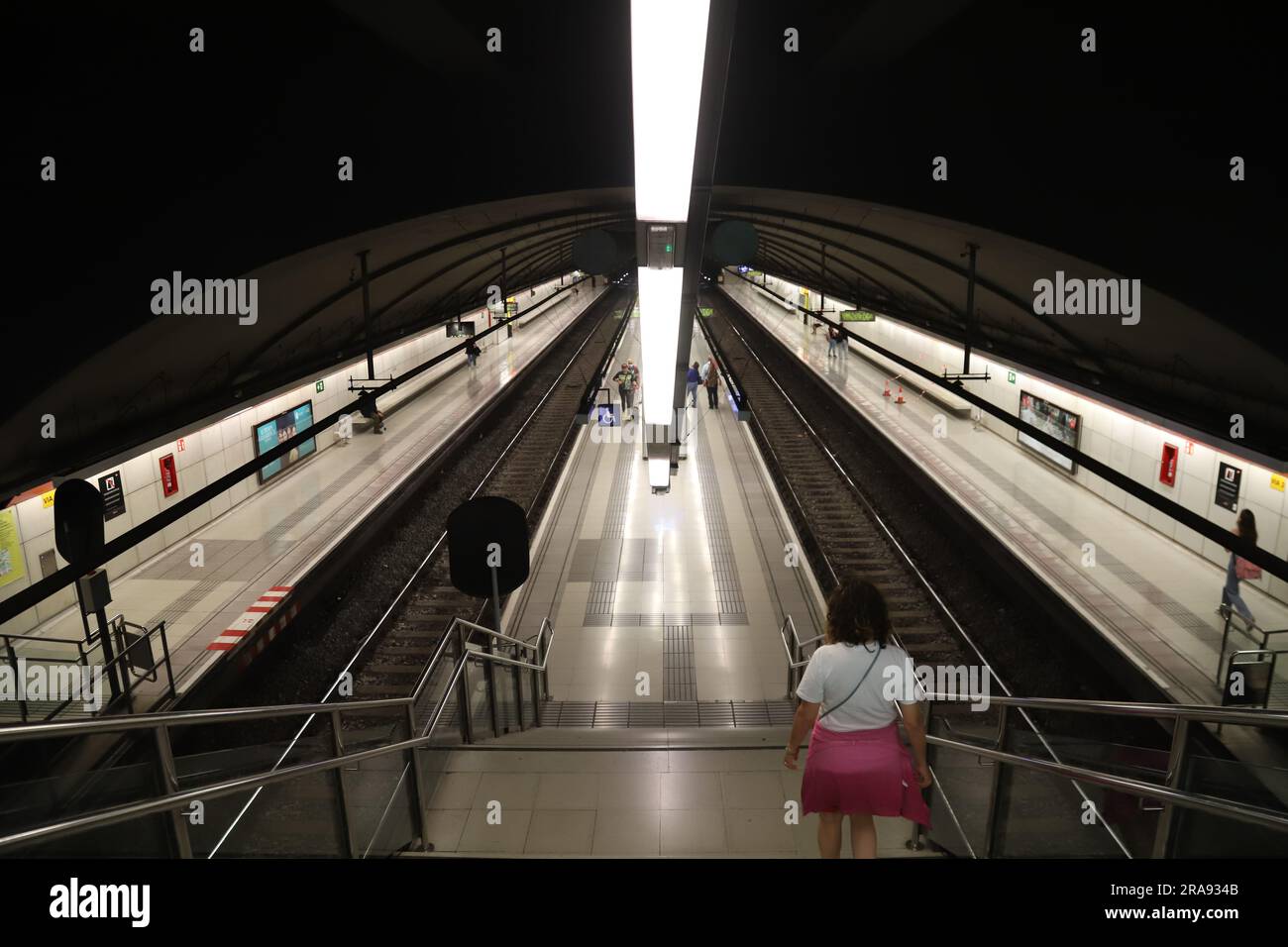 Stazione della metropolitana a Barcellona, Spagna, moderna città europea Foto Stock