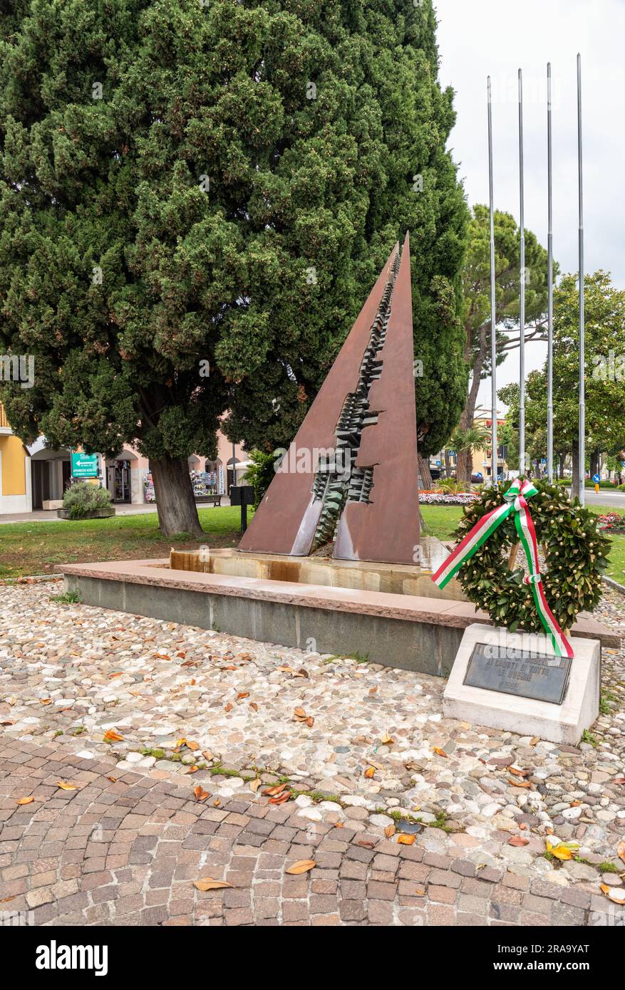 Monumento ai caduti di le guerre immagini e fotografie stock ad alta ...