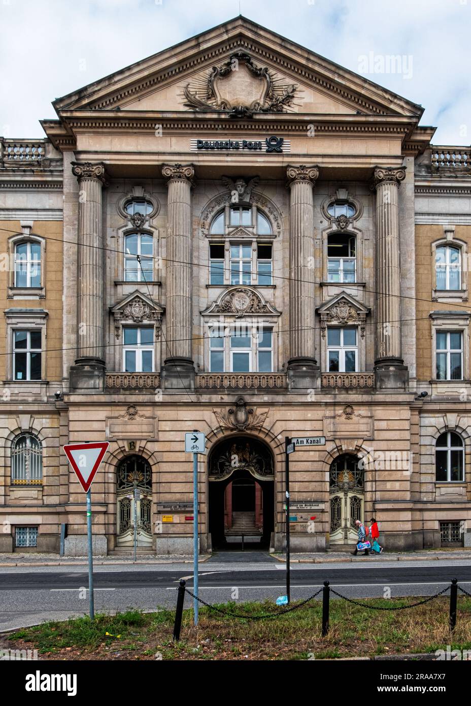 Ufficio postale principale di Potsdam, edificio in stile neo-barocco costruito nel 1894, Am Kanal 16-18, Potsdam, Brandeburgo, Germania Foto Stock