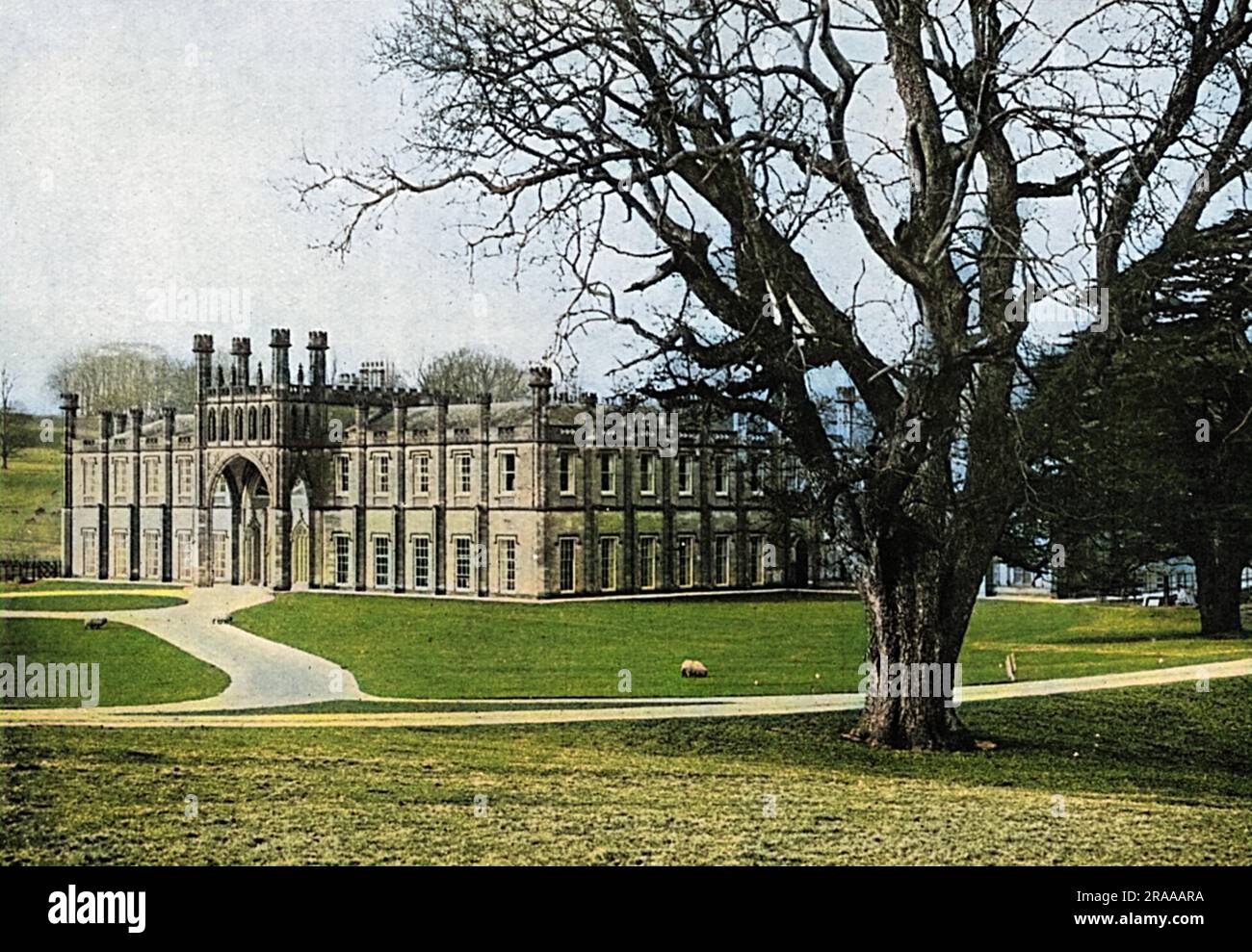 Vista di Donington Hall, vicino a Derby, famosa durante gli anni 1914 - 1918 come campo di internamento per ufficiali tedeschi, preso di nuovo dal governo nel 1939 per servire lo stesso scopo durante la seconda guerra mondiale. Data: 1939 Foto Stock