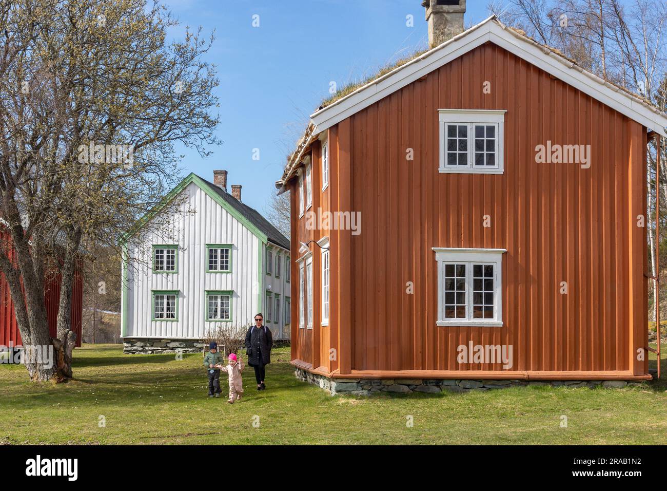 Case tradizionali in legno, Sverresborg Trøndelag Folk Museum, Sverresborg alle, Trondheim, contea di Trøndelag, Norvegia Foto Stock