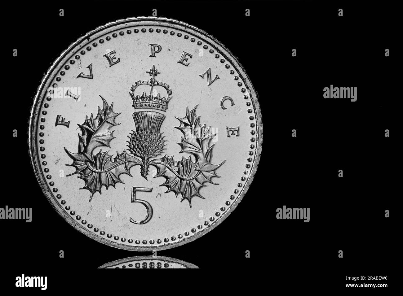Moneta da 5 pence del Regno Unito Foto Stock