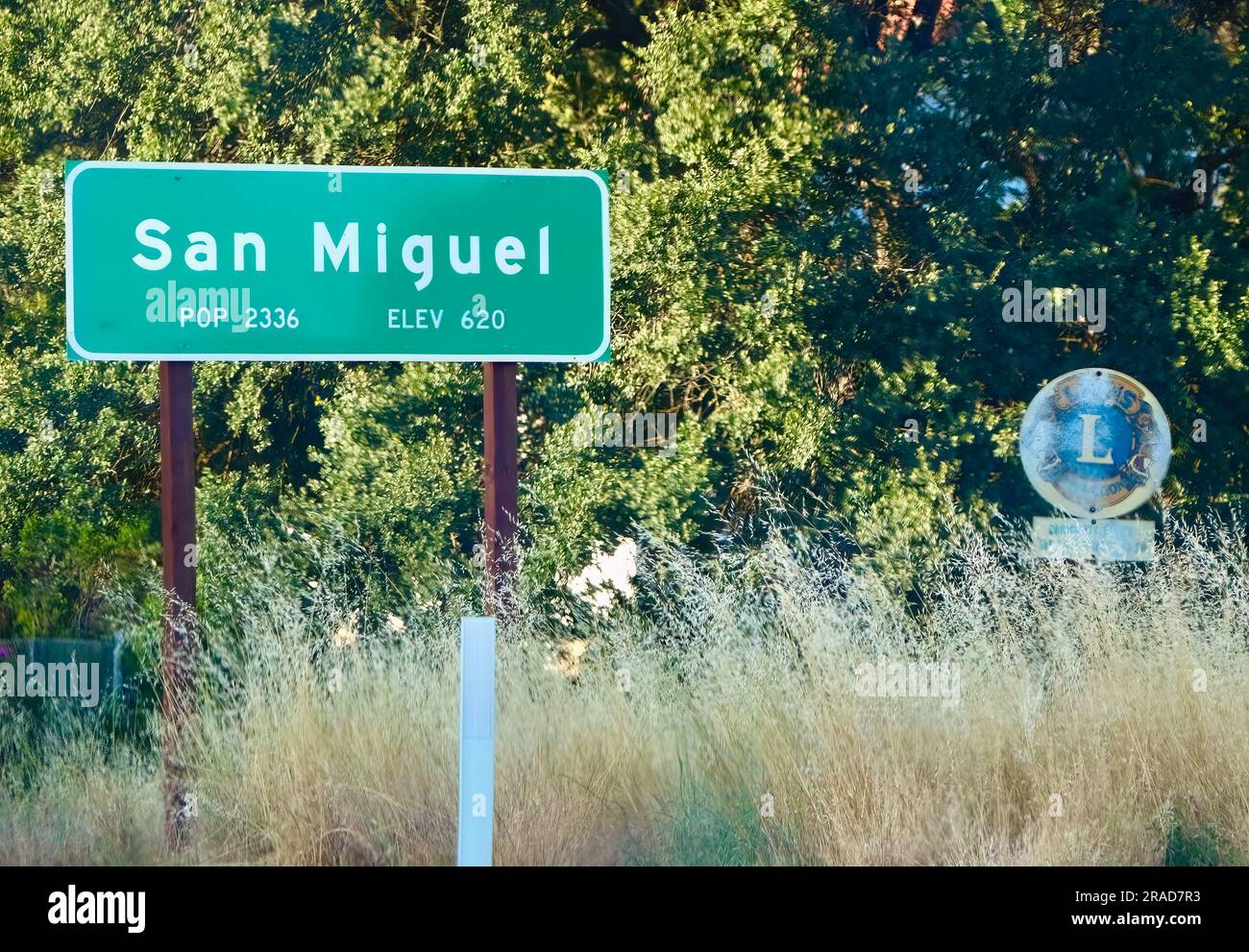 Indicazioni stradali per il villaggio di San Miguel San Luis Obispo County California USA Foto Stock
