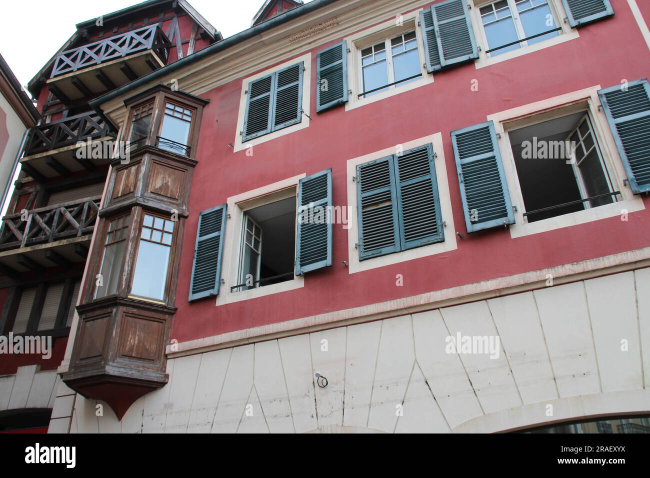 vecchio edificio a mulhouse in alsazia (francia) Foto Stock