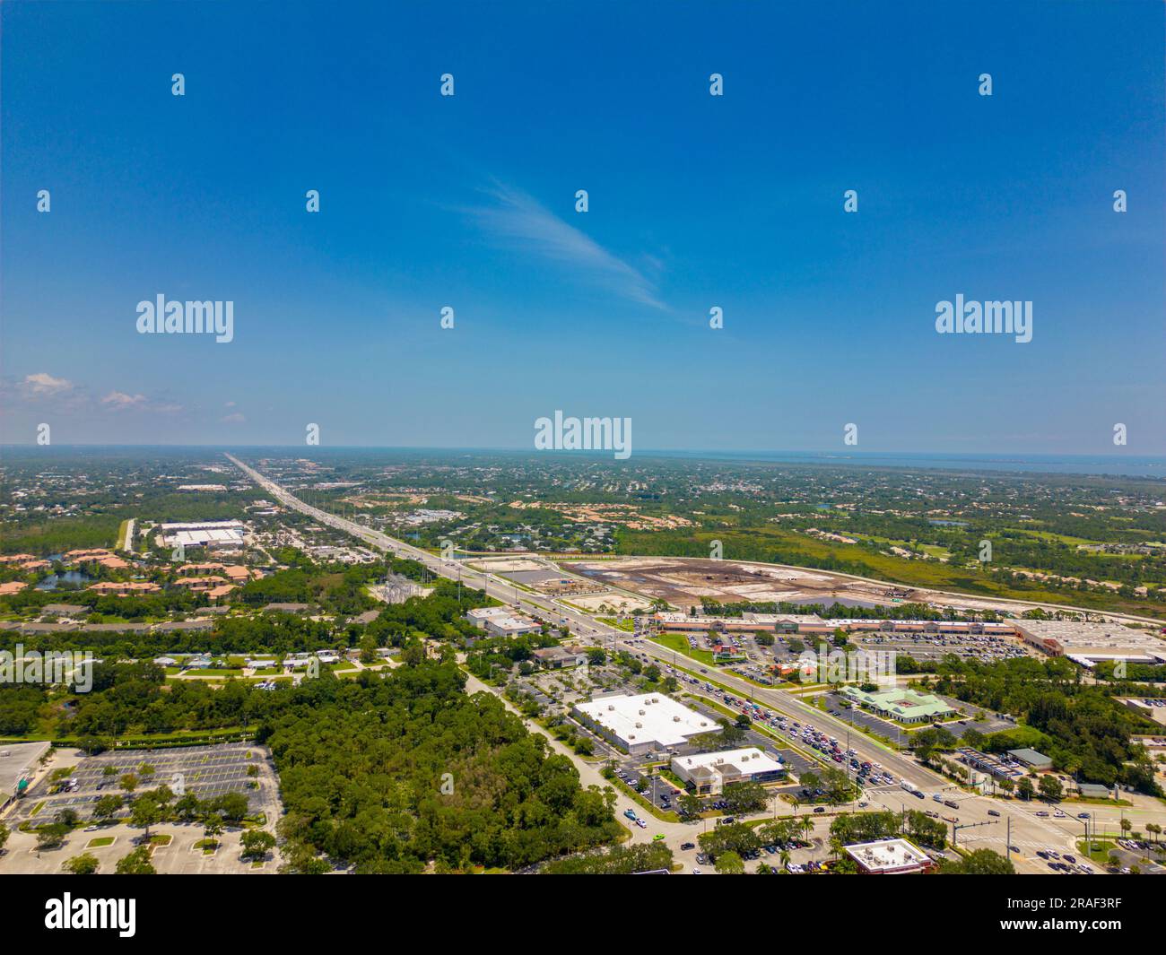 Foto aerea sviluppo del terreno a Jensen Beach, Florida Federal Highway Foto Stock