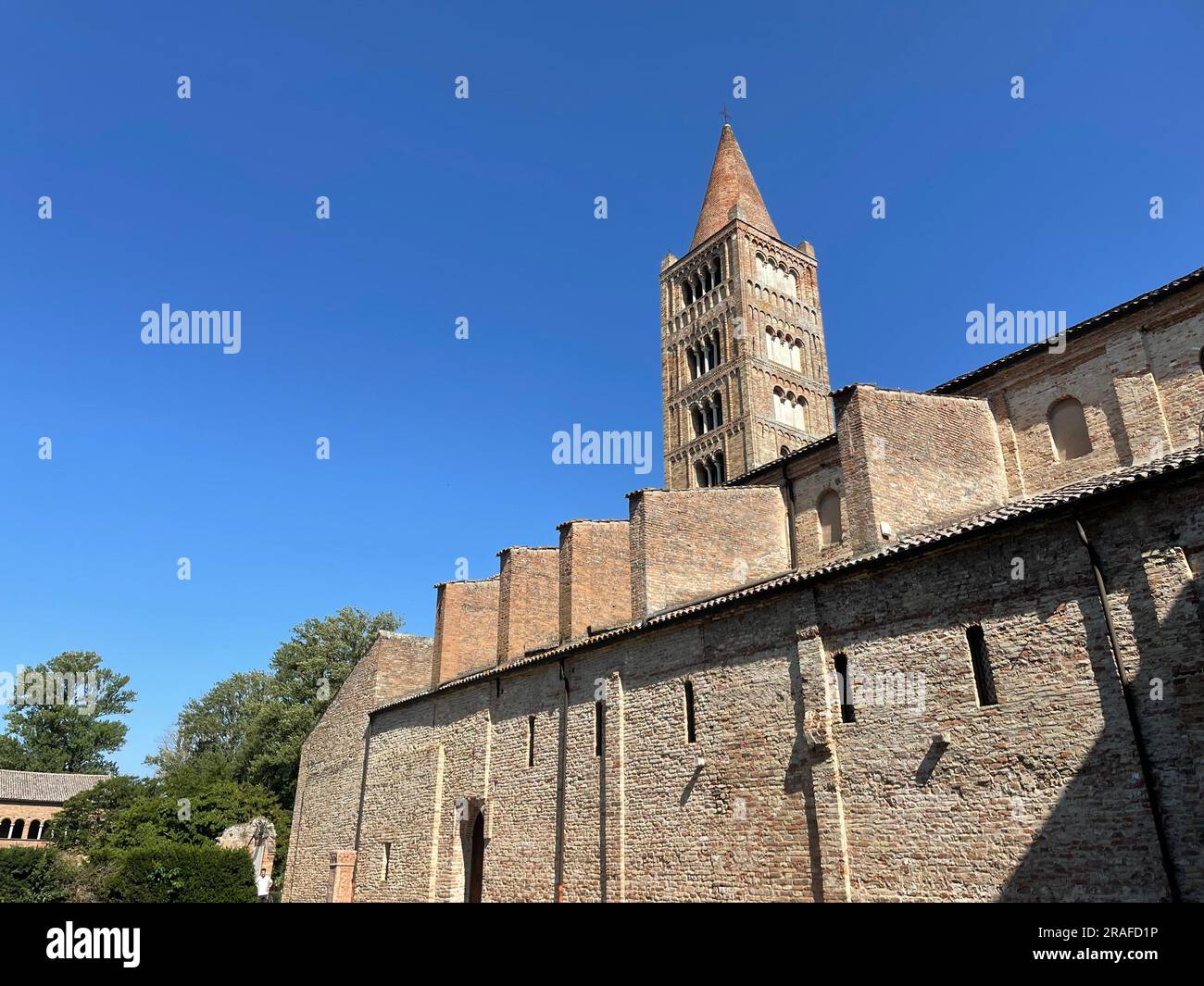 Un capolavoro di arte romanica, l'Abbazia di Pomposa, Italia Ferrara Foto Stock