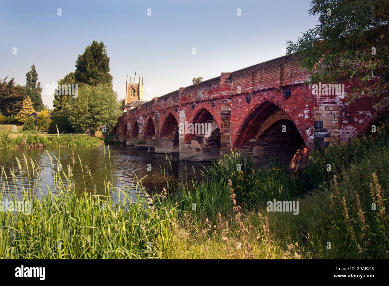 Grande ponte medievale di Barford sul fiume Ouse, Bedfordshire, Inghilterra Foto Stock