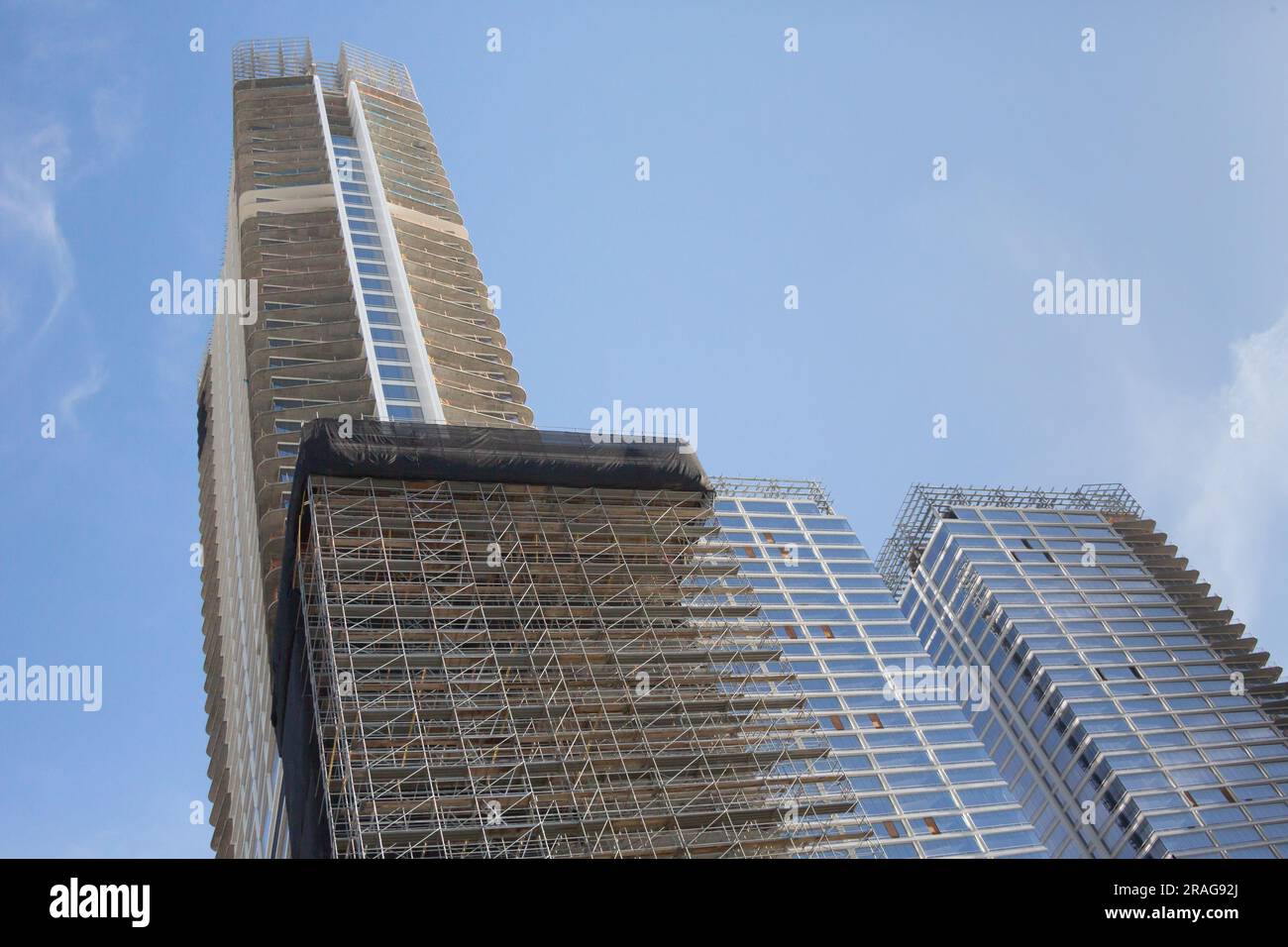 Lo sviluppo incompiuto dell'Oceanwide Plaza nel centro di Los Angeles, CA, USA Foto Stock