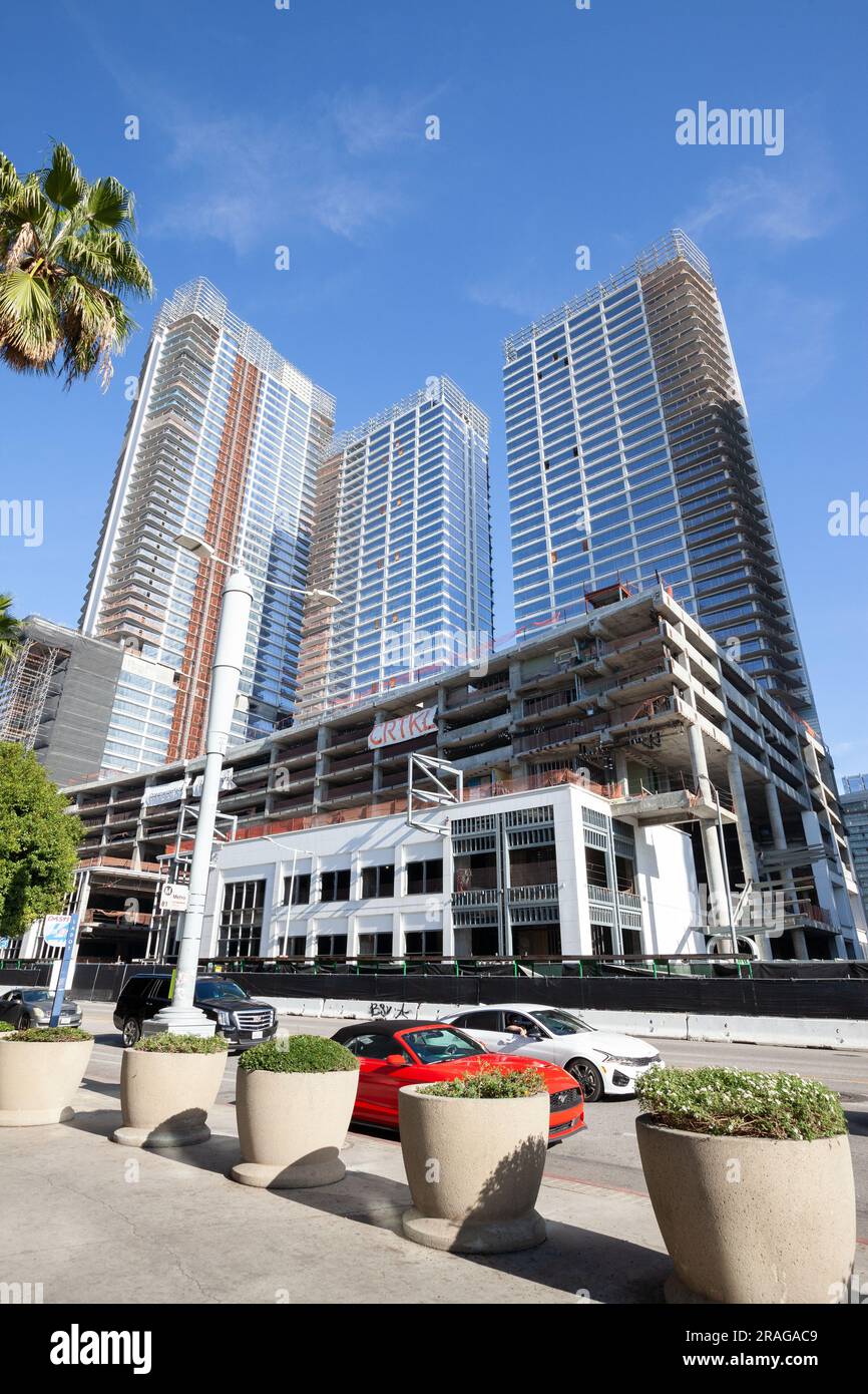 Lo sviluppo incompiuto dell'Oceanwide Plaza nel centro di Los Angeles, CA, USA Foto Stock