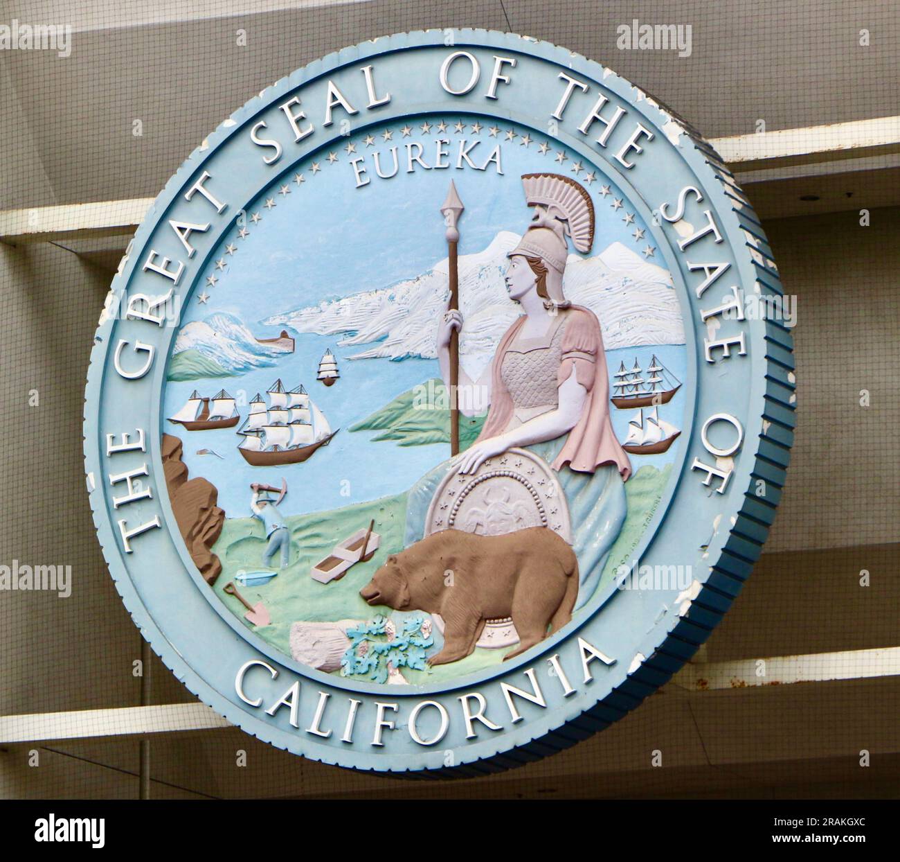 Great Seal of the State of California Minerva/Athena Goddess Eureka motto California Public Utilities Commission building San Francisco California USA Foto Stock