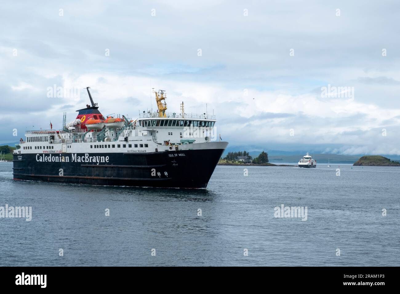 Caledonian MacBrayne traghetto il Clansman arriva a Oban Harbour, Oban, Scozia. Foto Stock