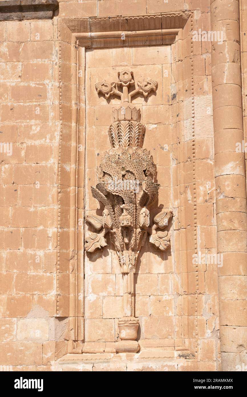 Dettaglio della parete vicino all'ingresso dell'harem al Palazzo di Ishak Pasha (İshak Paşa Sarayı) Foto Stock