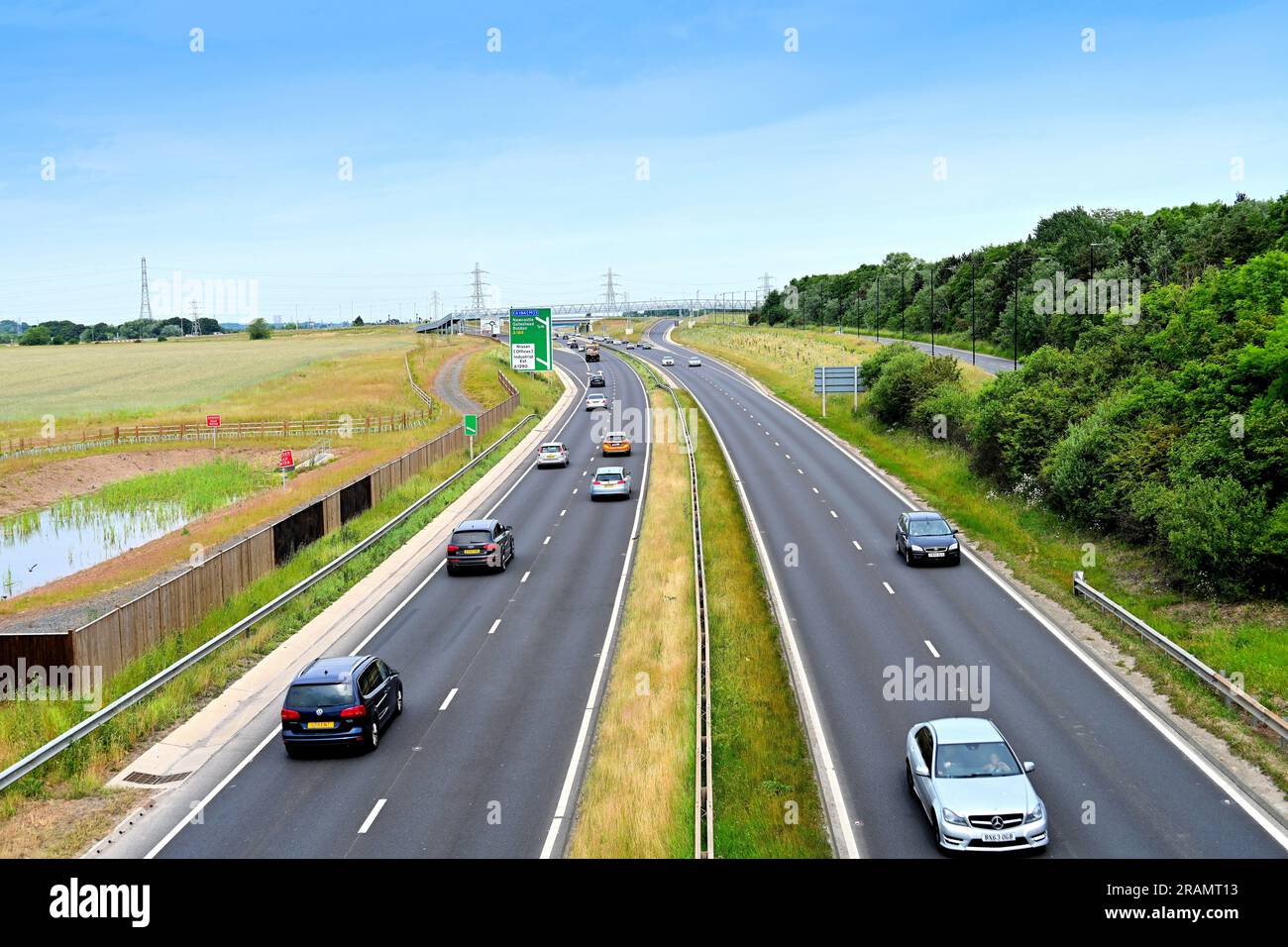 La strada A19 e l'uscita A1290 verso l'imponente Nissan Works and Industrial Estate a Washington Foto Stock