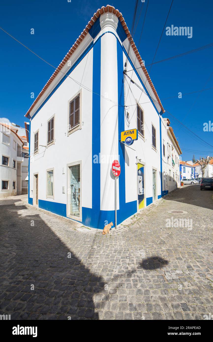 strada nel centro del villaggio di Ericeira Mafra Portogallo Foto Stock