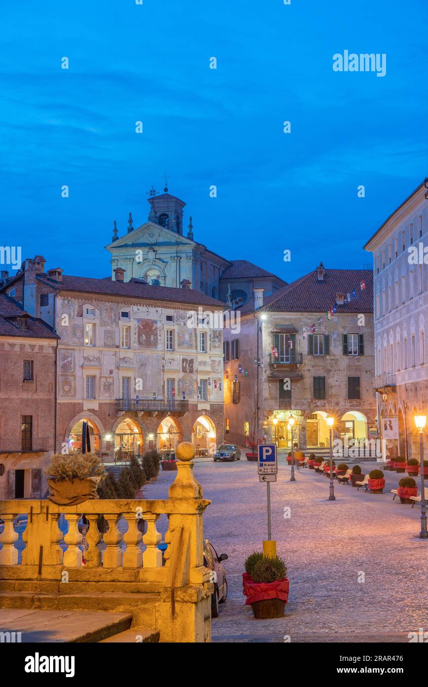 Piazza maggiore, Mondovì, Cuneo, Piemonte, Italia Foto Stock