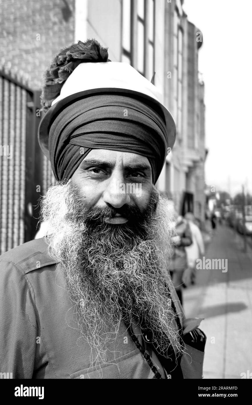 Sikh man a Smethwick, West Midlands, Gran Bretagna, Regno Unito Foto Stock