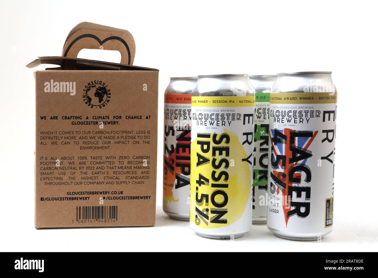 Confezione regalo da quattro confezioni di birra Gloucester Brewery, Lager e Ale Earth Conscious Brewing AIM for Zero Carbon Footprint Foto Stock