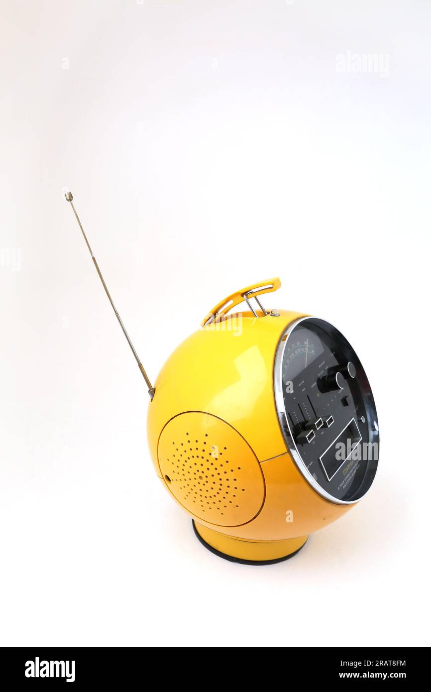 Lettore di nastri stereo a 8 tracce Weltron anni '1970 AM/FM radio Multiplex Solid State Model 2001, talvolta noto come Space Ball radio Foto Stock
