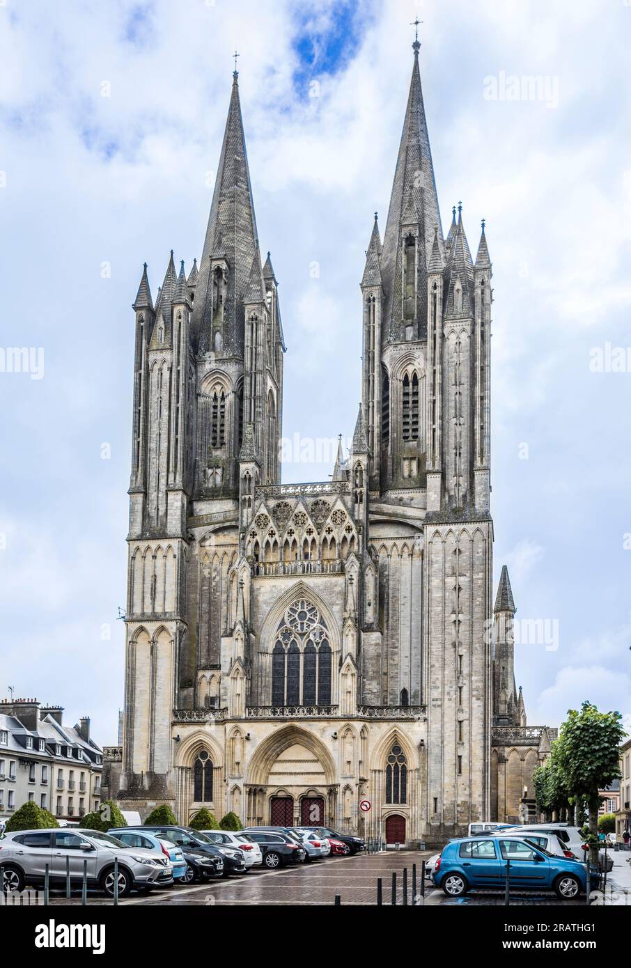 Cattedrale di Coutances, Cathédrale Notre-Dame de Coutances, cattedrale gotica cattolica del XIII secolo nella città di Coutances sulla penisola di Cotentin i Foto Stock