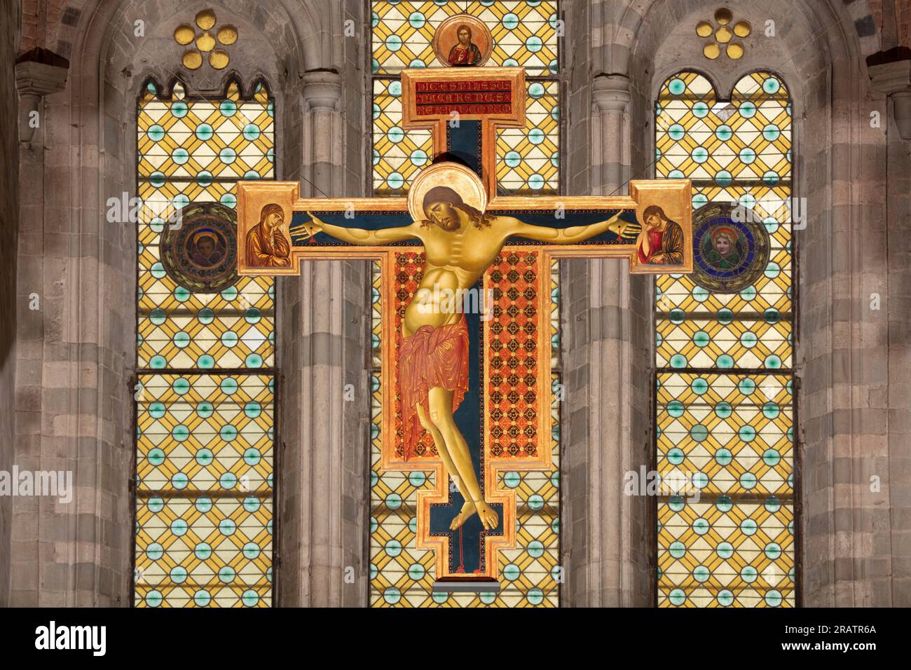 Croce di Cimabue, (Firenze 1240 - Pisa 1302), l'opera può essere datata tra il 1265 e il 1270 Chiesa di San Domenico, Arezzo, Toscana, Italia Foto Stock