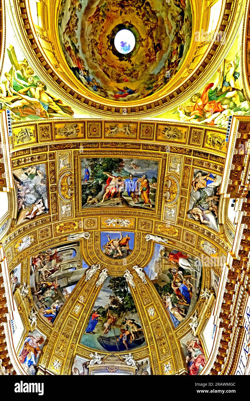 La cupola della Basilica di Sant Andrea della Valle a Roma Foto Stock