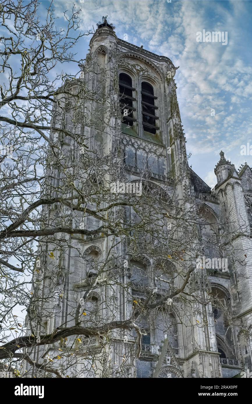 Bourges, città medievale in Francia, cattedrale di Saint-Etienne, ingresso principale Foto Stock
