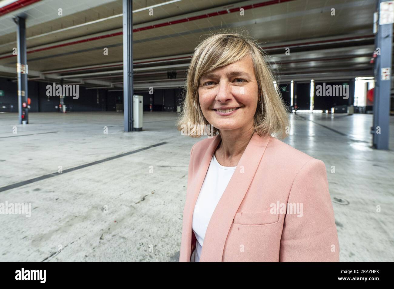 Namur, Belgio. 6 luglio 2023. Anne Lafere, CEO di EasyFairs, posa per la fotografa in vista di una conferenza stampa del Bureau ¿conomique di Namur (BEP) sul lancio del rinnovamento energetico di Namur Expo, a Namur, giovedì 06 luglio 2023. Lo scorso anno, il BEP ha presentato un progetto per la ristrutturazione energetica di Namur Expo nell'ambito del programma FESR 2021-2027. BELGA PHOTO MAXIME ASSELBERGHS Credit: Belga News Agency/Alamy Live News Foto Stock