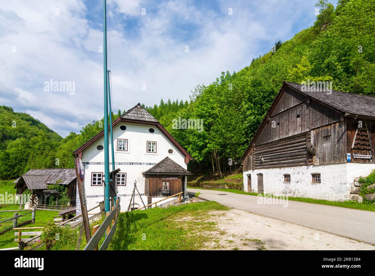 Bad Goisern am Hallstättersee, mulino ad acqua Anzenaumühle a Salzkammergut, alta Austria, Austria Foto Stock