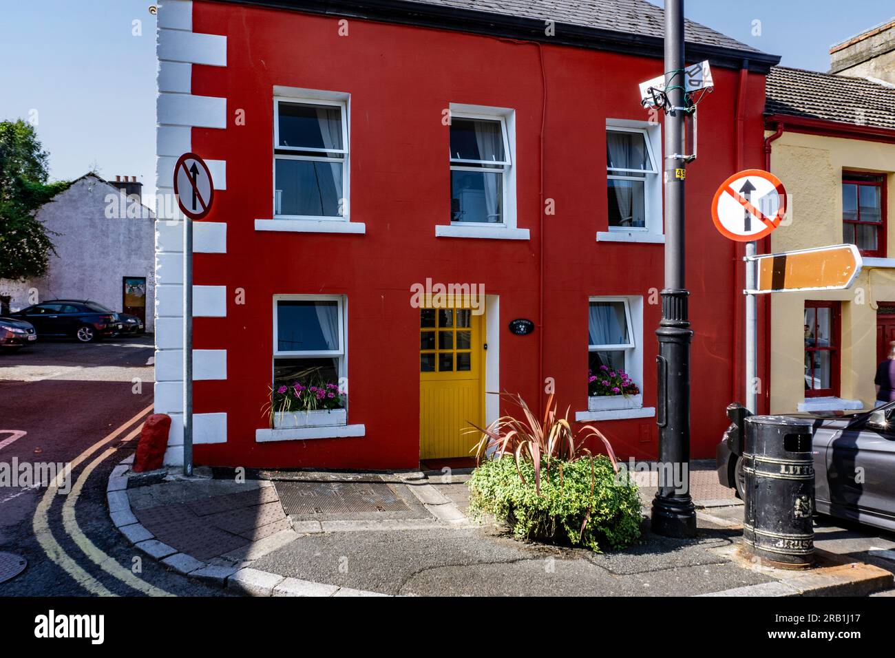 Hawthorn House a Carlingford, Co Louth, Irlanda. Visualizzazione di un aspetto molto colorato. Foto Stock