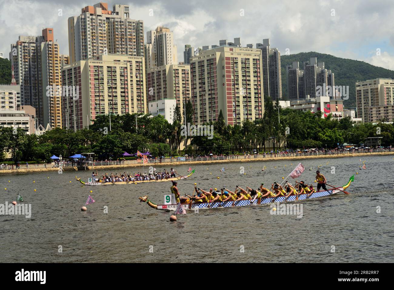 2023 Dragon Boar Racing sul fiume Shing Mun, Shatin, Hong Kong Foto Stock