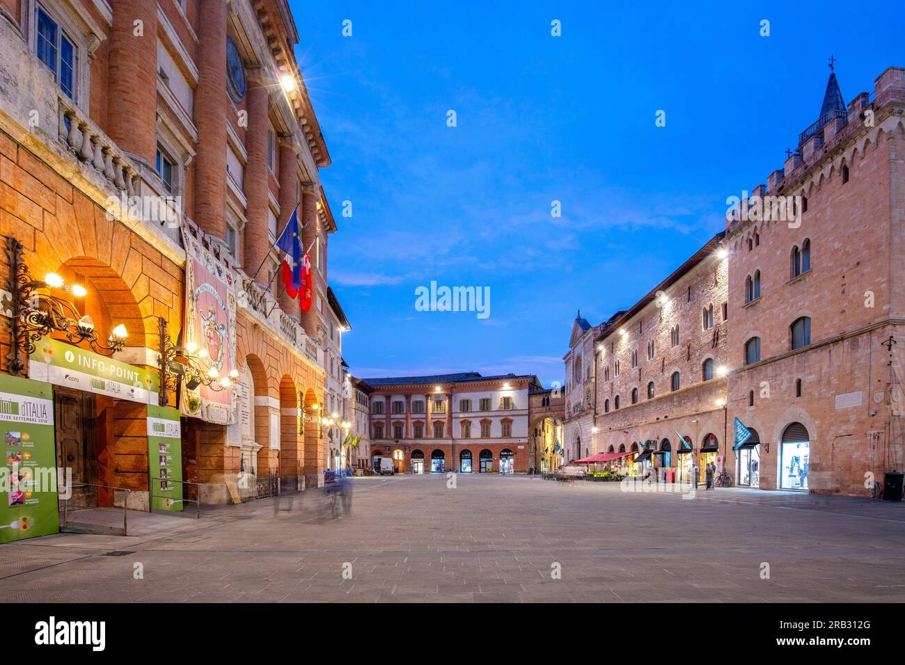 Piazza della Repubblica, Foligno, Perugia, Umbria, Italia Foto Stock