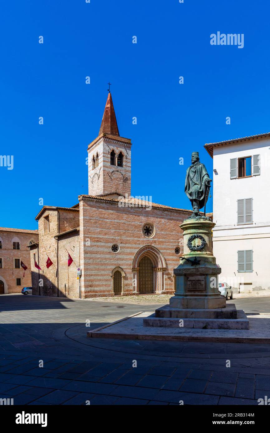 Piazza Garibaldi, Foligno, Perugia, Umbria, Italia Foto Stock