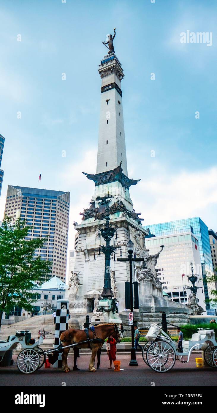 Il Soldiers and Sailors Monument di Indianapolis, Indiana Foto Stock