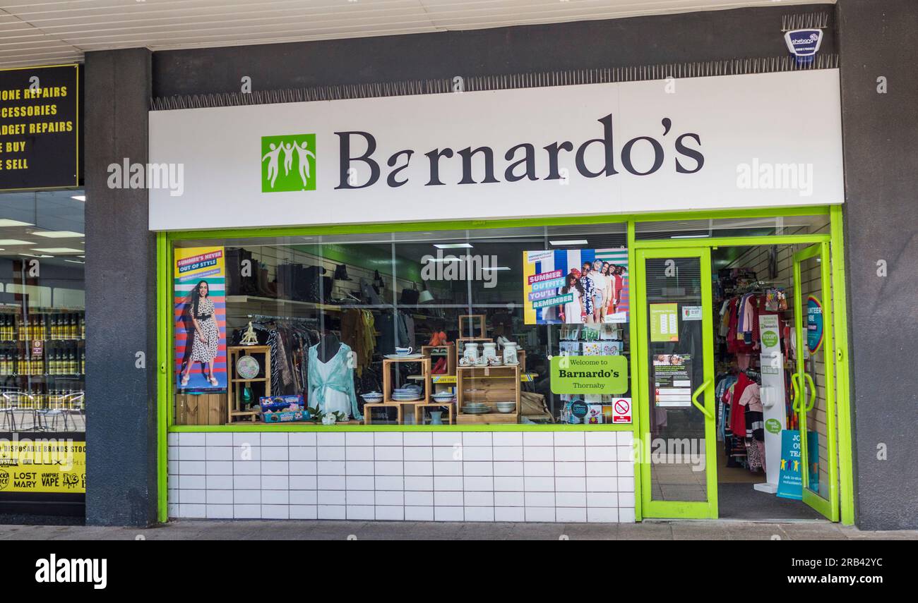 Il negozio di beneficenza di Barnardo a Thornaby, Inghilterra, Regno Unito Foto Stock