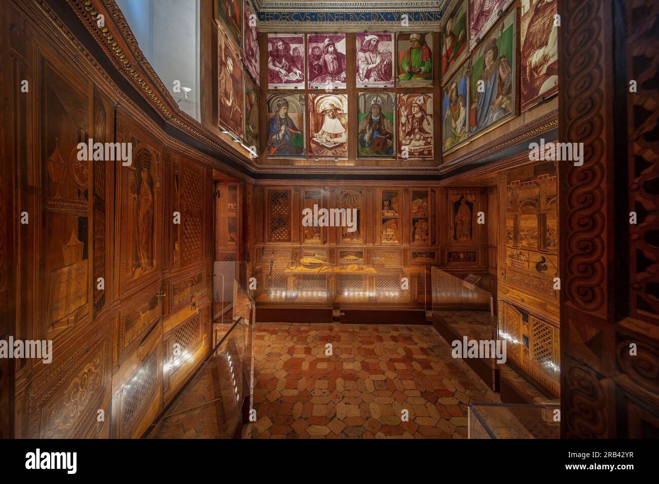 Duke's Apartments, Federico da Montefeltro's Studiolo, Galleria Nazionale delle Marche, Palazzo Ducale, Urbino, Marche, Italia Foto Stock