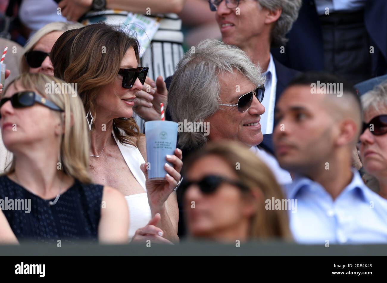 Jon Bon Jovi il quinto giorno dei campionati di Wimbledon 2023 all'All England Lawn Tennis and Croquet Club di Wimbledon. Data immagine: Venerdì 7 luglio 2023. Foto Stock