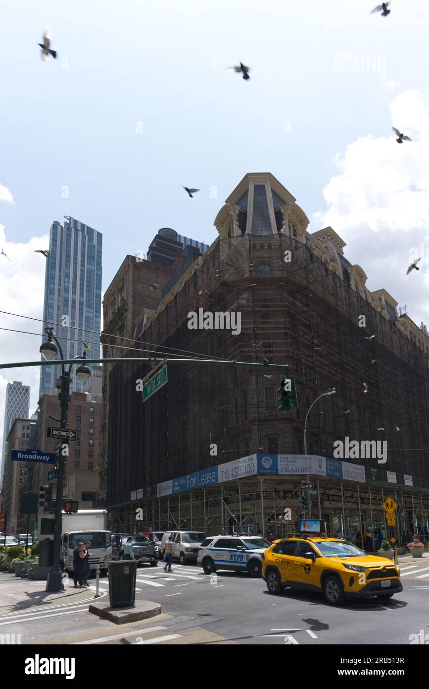 City Scene at Broadway & W 31st St Foto Stock